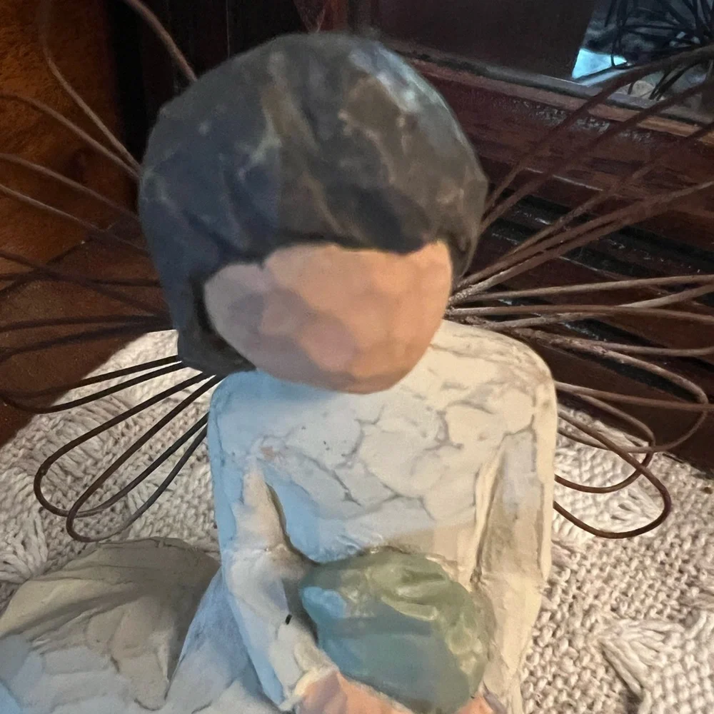 WILLOW TREE 'Angel of Protection' Rustic Hand Painted Angel Figurine Decor 4 in.